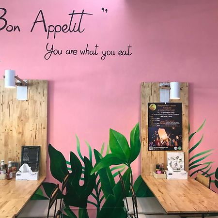 Jindabyne Cafe & Hostel Chiang Mai Zewnętrze zdjęcie