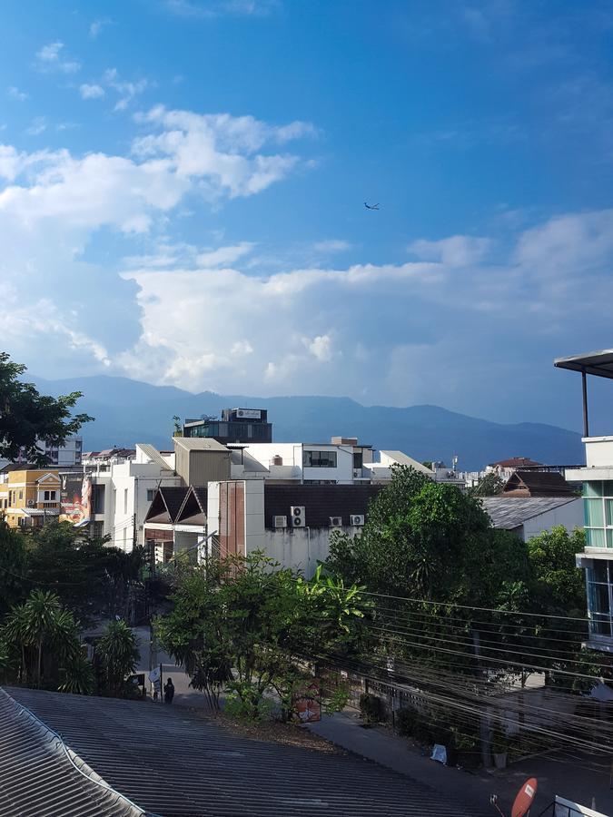 Jindabyne Cafe & Hostel Chiang Mai Zewnętrze zdjęcie
