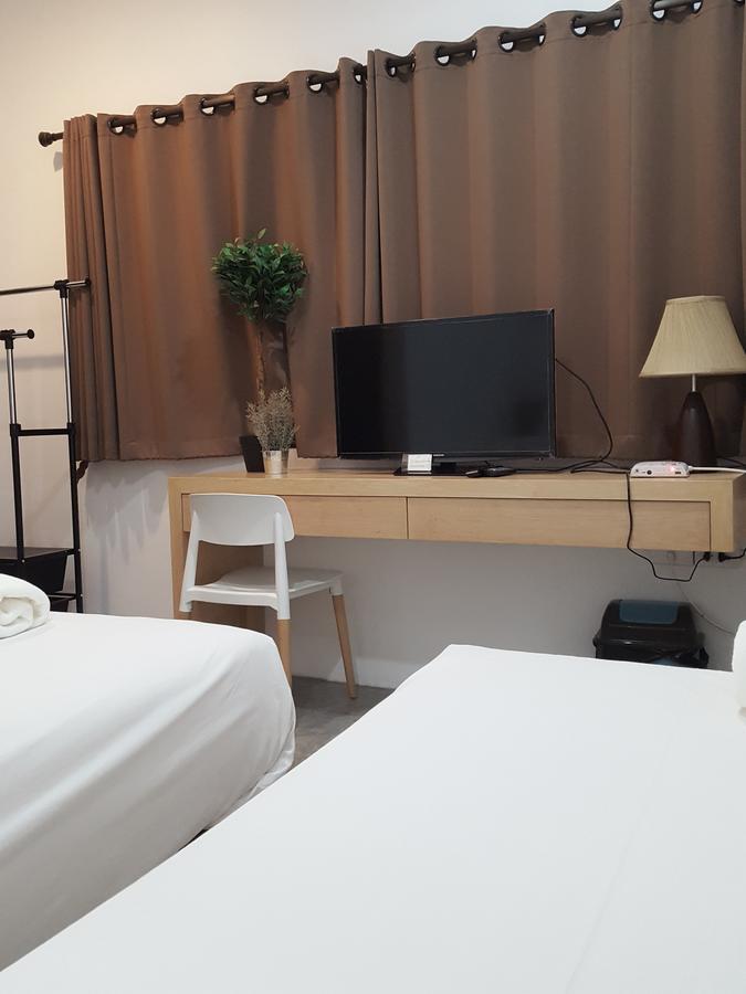 Jindabyne Cafe & Hostel Chiang Mai Zewnętrze zdjęcie